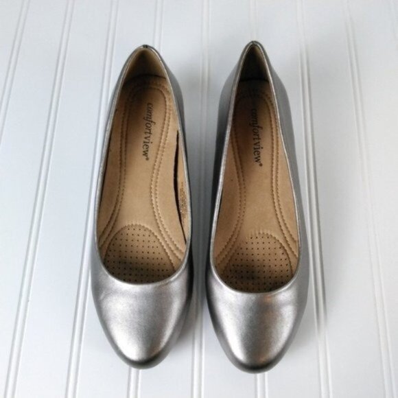 Comfortview Haley Low Heel Comfort Shoes In Bronze Size 7W, 7.5WW - Picture 2 of 8